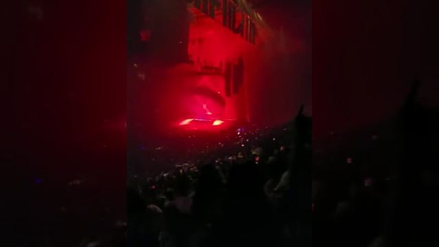 Swedish House Mafia Paradise Again