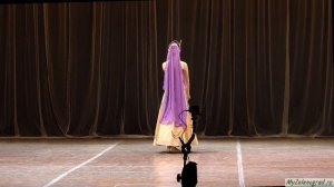 Солистка ансамбля "Ахтамар" Валерия Арутюнян. Армянский женский танец