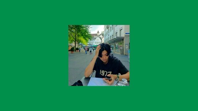 ты буди буди буди пока крутишь бигуди на работу к 9,и тебе пора идти... Speed Up  Егор Крид