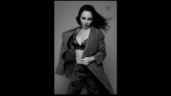 Спорт Вестник:Российская звезда Елизавета Туктамышева на обложке Maxim