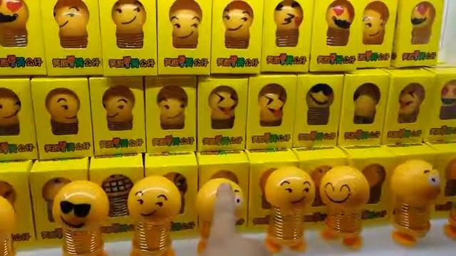 Смайлики на пружинке в ассортименте смотреть онлайн