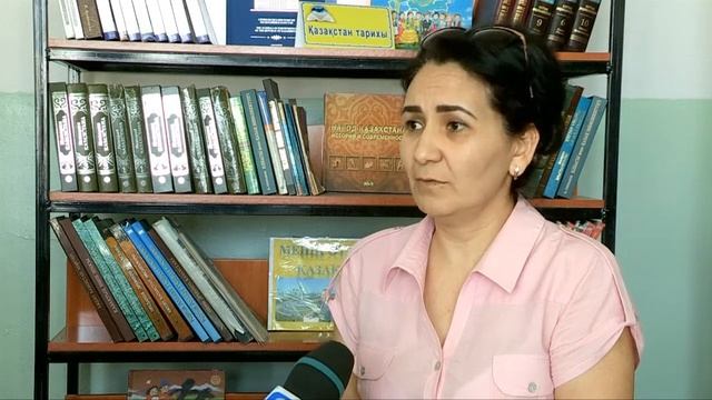 Бірыңғай оқулықтармен оқиды! смотреть онлайн