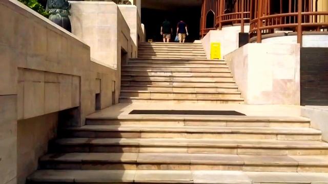 Movenpick Resort & Spa Karon Beach Phuket смотреть онлайн