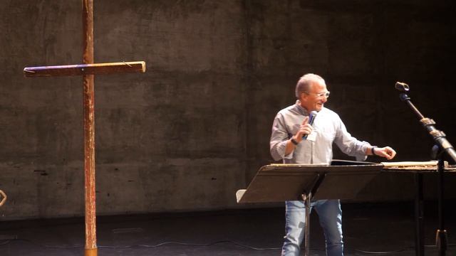 Tell Your Story - Michael Bischof смотреть онлайн