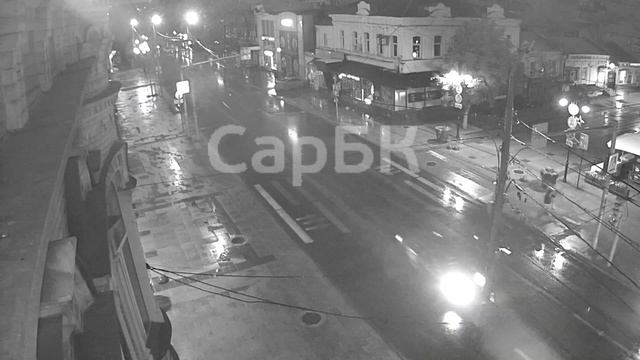 В Саратове мотоциклисты пытались скрыться от полиции, один попал в ДТП смотреть онлайн