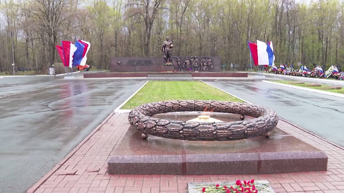 События Череповца: ремонт мемориала, цветущий город, литературный спектакль смотреть онлайн