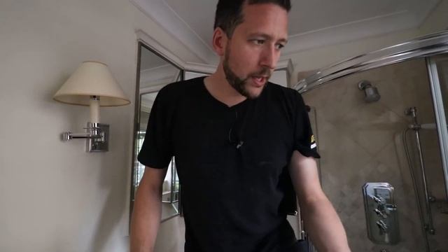 I HAVE A STALKER.... | Thomas Nagy смотреть онлайн