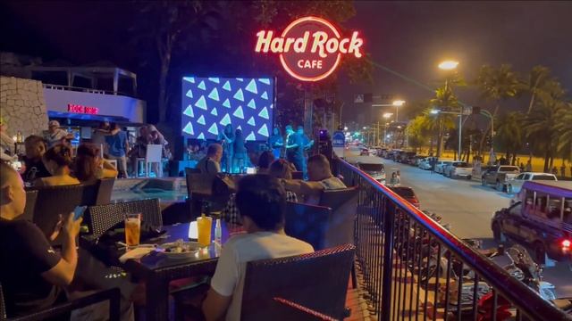 Someone Like You - Adele (Live Band Music in Hard Rock Cafe Pattaya) смотреть онлайн