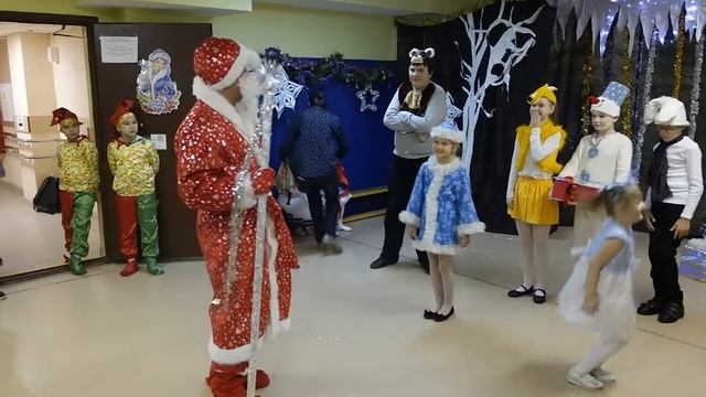 Песня Деда Мороза смотреть онлайн