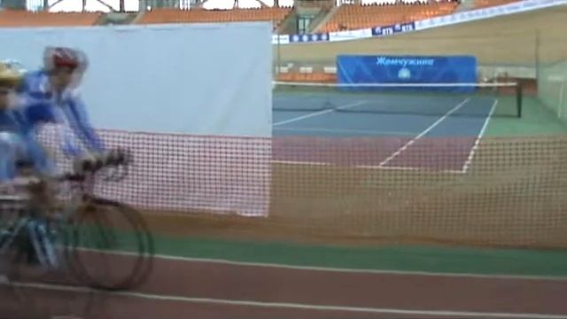 Паравелоспорт на треке-1.wmv смотреть онлайн