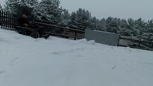 минитрактор в работе смотреть онлайн