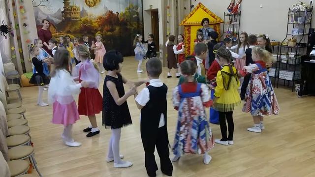 Праздник Осени (6) смотреть онлайн