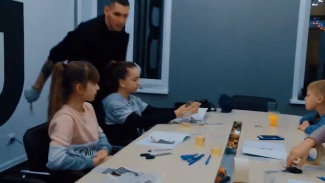 Школа Актёрского Мастерства и студия Фокусов смотреть онлайн