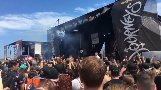 Our Last Night (Vans Warped Tour 2017 - LI) смотреть онлайн