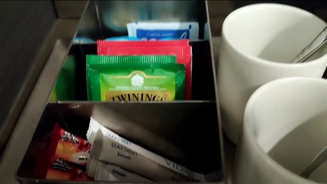 Vida Downtown 4⭐⭐⭐⭐Hotel In Dubai Full Tours