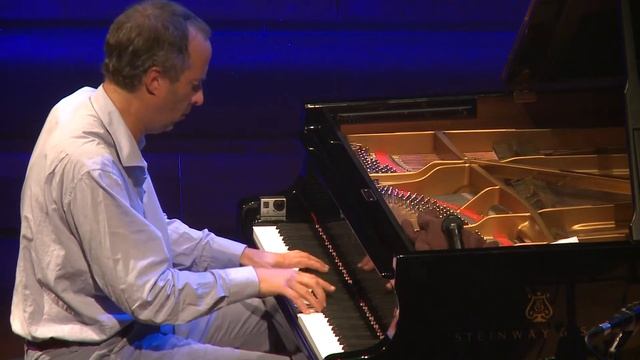 "ZEN", Ivan Paduart & Friends at FLAGEY смотреть онлайн