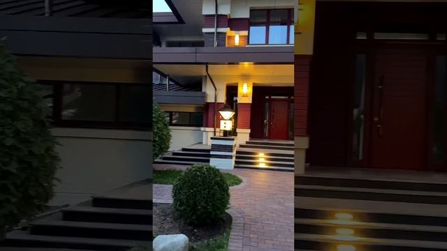 Новый особняк «под ключ» по авторскому архитектурному проекту в стиле Райта. Дом в продаже