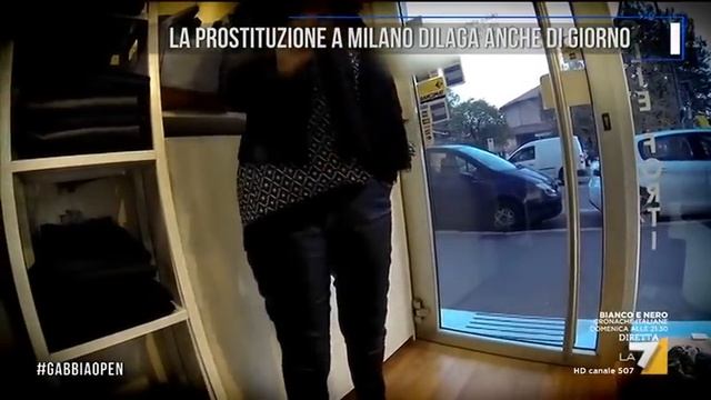 La prostituzione a Milano dilaga anche di giorno смотреть онлайн