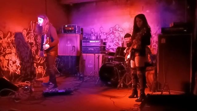 Amon Acid смотреть онлайн