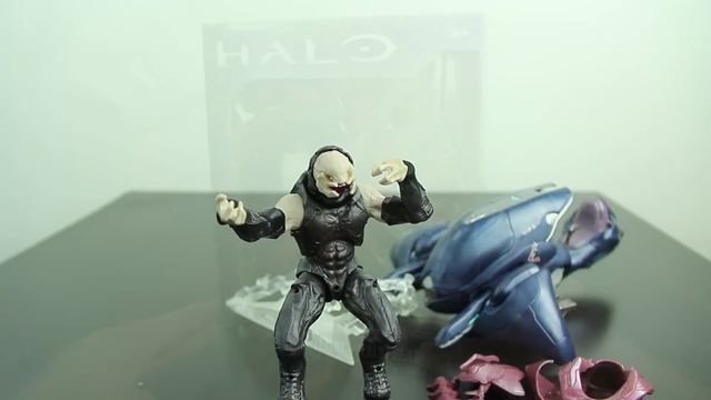 MASSIVE! Mattel Halo Toy Review (Master Chief & Warthog!) | JKB смотреть онлайн