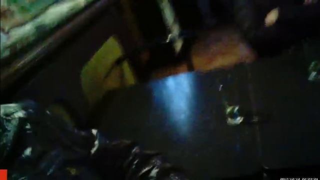 KLAUS DAVI AGGREDITO A BUCCINASCO: ''SEI UN PEZZO DI MERDA, SPEGNI LA TELECAMERA'' смотреть онлайн