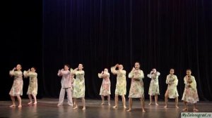 Танец "Весна" (музыка народная). Исполняют учащиеся ДШИ им. В. Д. Поленова