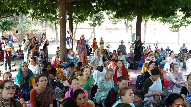 2024.10.26 Говиндаджи Гарден 03 Шри Прахлад прабху киртан смотреть онлайн