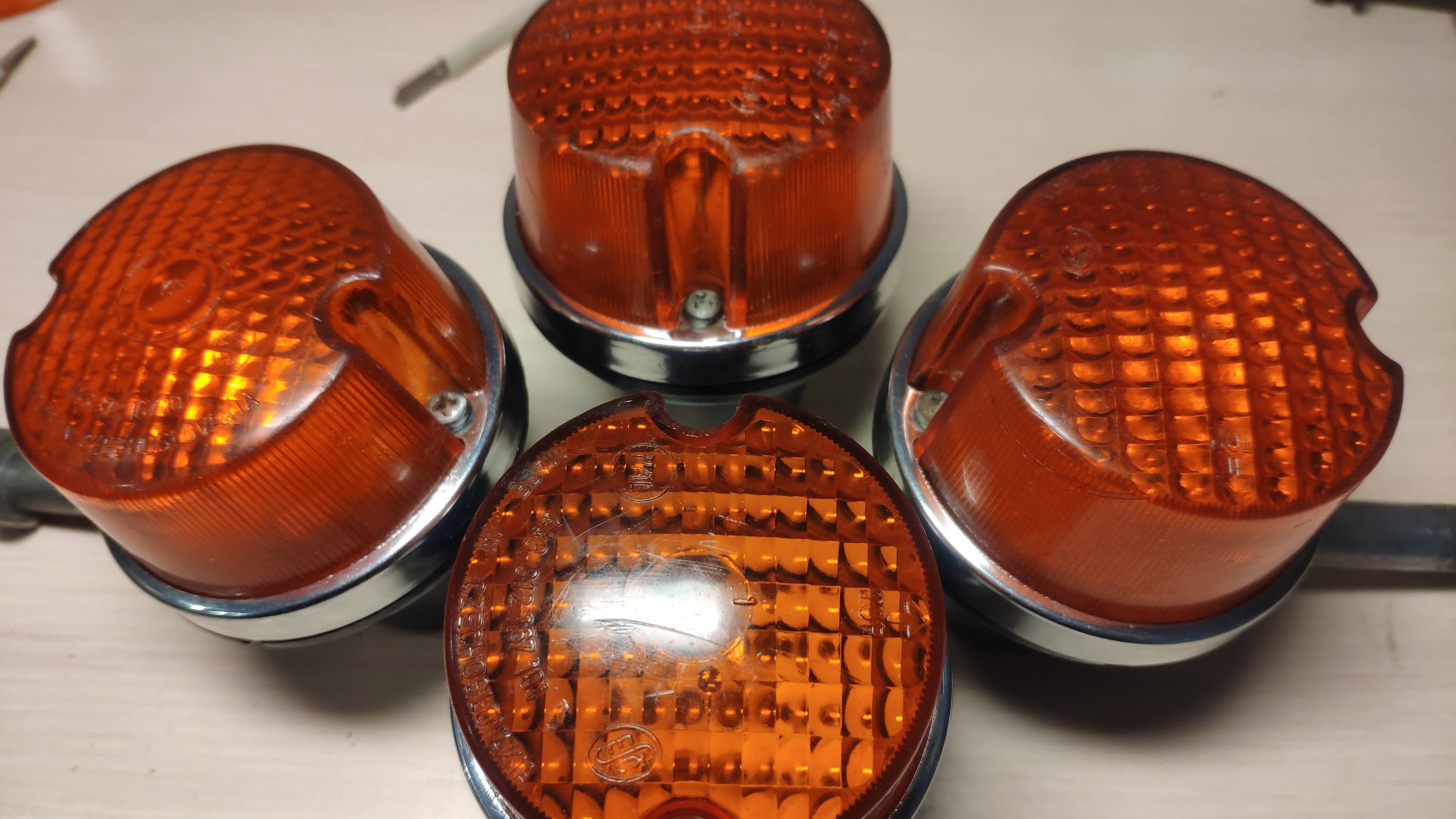 Поворотники ЯВА с оригинальными стеклами Чехословакия смотреть онлайн