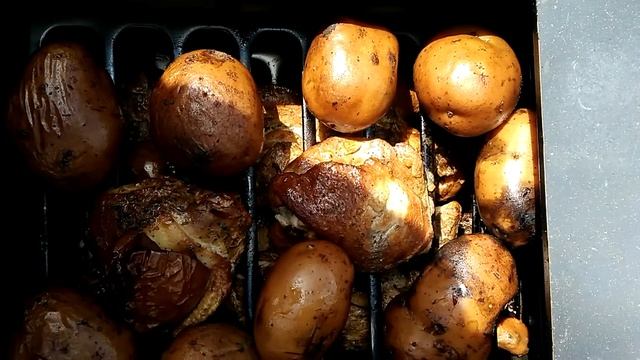 Эмоции, настроение, настоящий аромат и вкус - всегда на первом месте смотреть онлайн