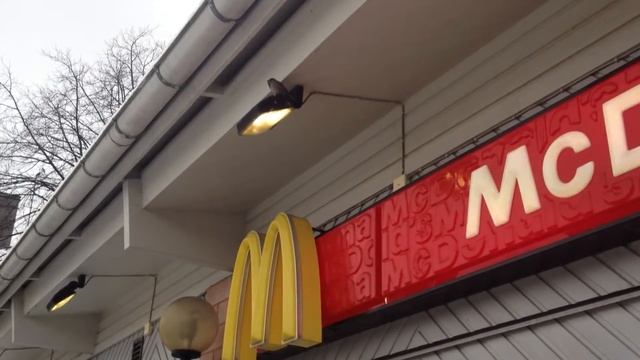 frontman of McDonalds смотреть онлайн