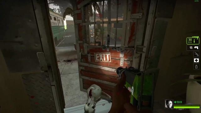 Can You Win Gnome Chompski Using Grenades? (Left 4 Dead 2 Myth Busting Mondays #46) смотреть онлайн