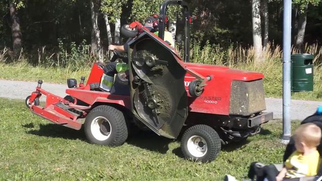 lawn mower смотреть онлайн