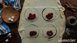 Постные вареники с вишней