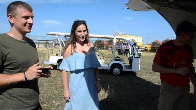 Фанаты из Москвы приехали в гости ко льву Олежке ! смотреть онлайн