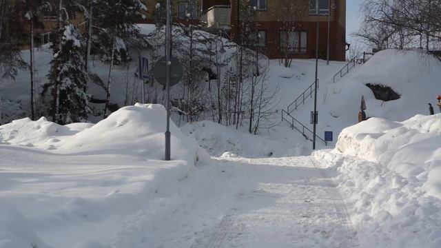 warm snow, а bullet смотреть онлайн