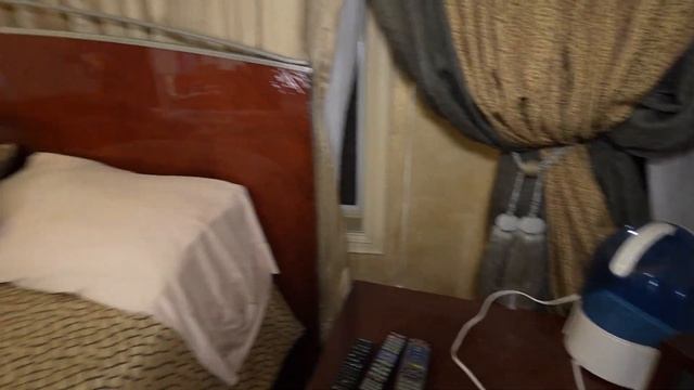 Exploring Abandoned Mafia Mansion - Sports Cars Left Behind