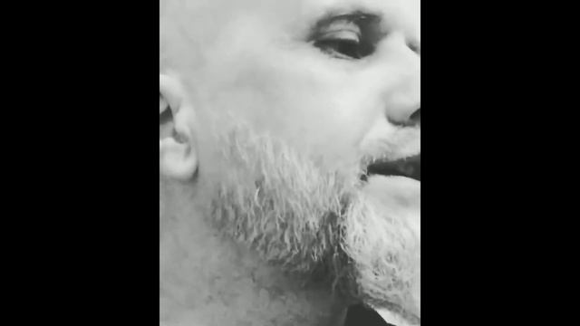 "ТРЁТСЯ О НОГИ..." смотреть онлайн