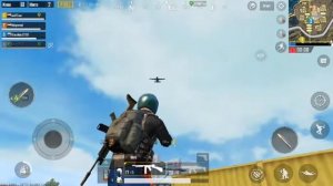 Нашёл сигнальный пистолет и вызвал аирдроп в PUBG Mobile