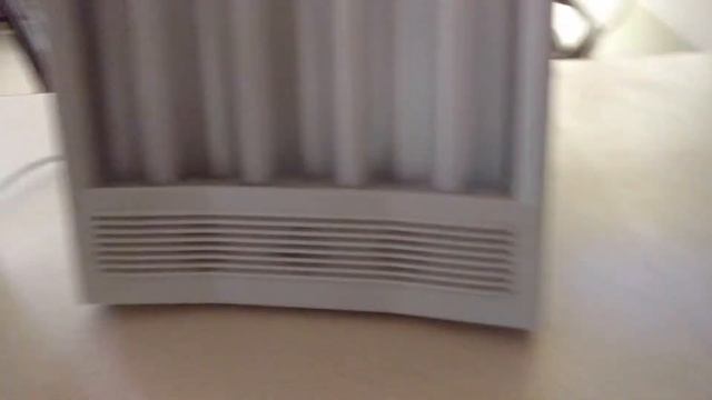 Comparing Mood Lights for SAD Verilux Happy Light Verses SunTouch Plus by SkyEffect смотреть онлайн