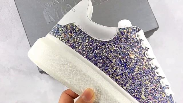 ALEXANDER MCQUEEN смотреть онлайн