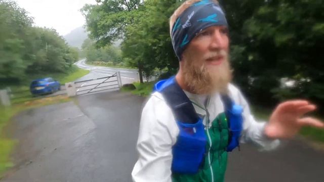 Hoka Speedgoat 5 Review: The Ultimate Trail Running Shoe смотреть онлайн