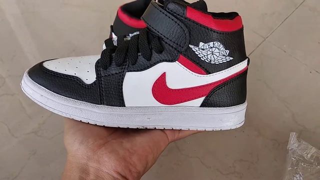 SEPATU ANAK NIKE JORDAN - HITAM MERAH смотреть онлайн