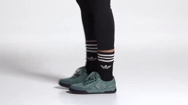 Women's • Five Ten10FIVE TEN FREERIDER PRO PRIMEBLUE MOUNTAIN BIKE SHOES смотреть онлайн
