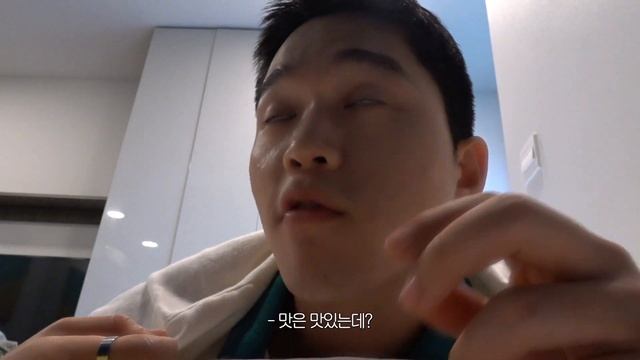 베트남 호치민-붕따우 여행 브이로그 ep.3 🇻🇳 붕따우와 호치민을 가로지르는⎜오징어쌀국수⎜반쎄오⎜벤탄시장⎜호치민 시청⎜부이비엔 거리⎜ 맛집, 숙소⎜남자 둘이 5박6일 일정✌🏻 смотреть онлайн