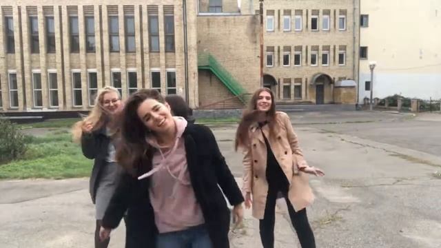 Мокрые Кроссы для Сони смотреть онлайн