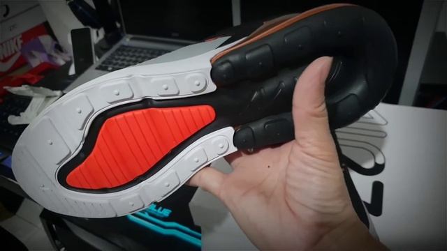 NIKE Air Max 270 'Hyper Crimson' UNBOXING #airmax #am270 #airmax270 #nike #airmaxday смотреть онлайн