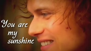 Сэм Хьюэн ТЫ МОЙ СОЛНЕЧНЫЙ СВЕТ (Жасмин Томпсон) Sam Heughan YOU ARE MY SUNSHINE (Jasmine Thompson)