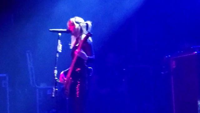 THE WARNING - DULL KNIVES (cut Better) TORONTO, CANADA, 11/27/22 #livemusic #tour #fyp #martintw