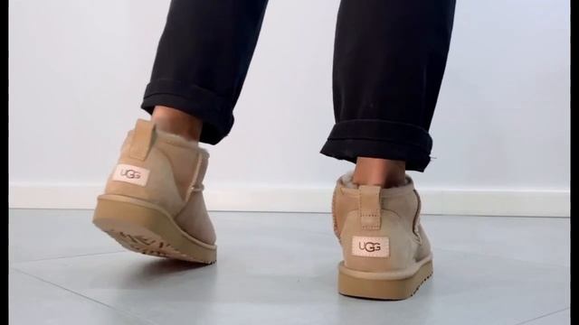 ОБЗОР UGG CLASSIC ULTRA MINI смотреть онлайн