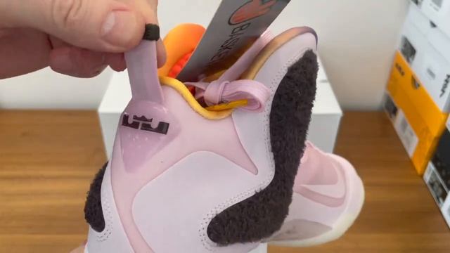 Nike Lebron 9 Pink Regal